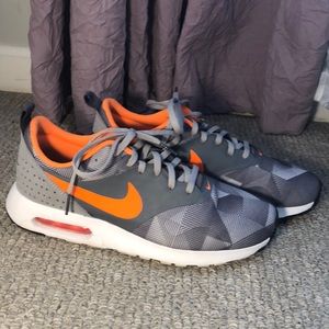 Nike Shoes Men’s Size 7.5